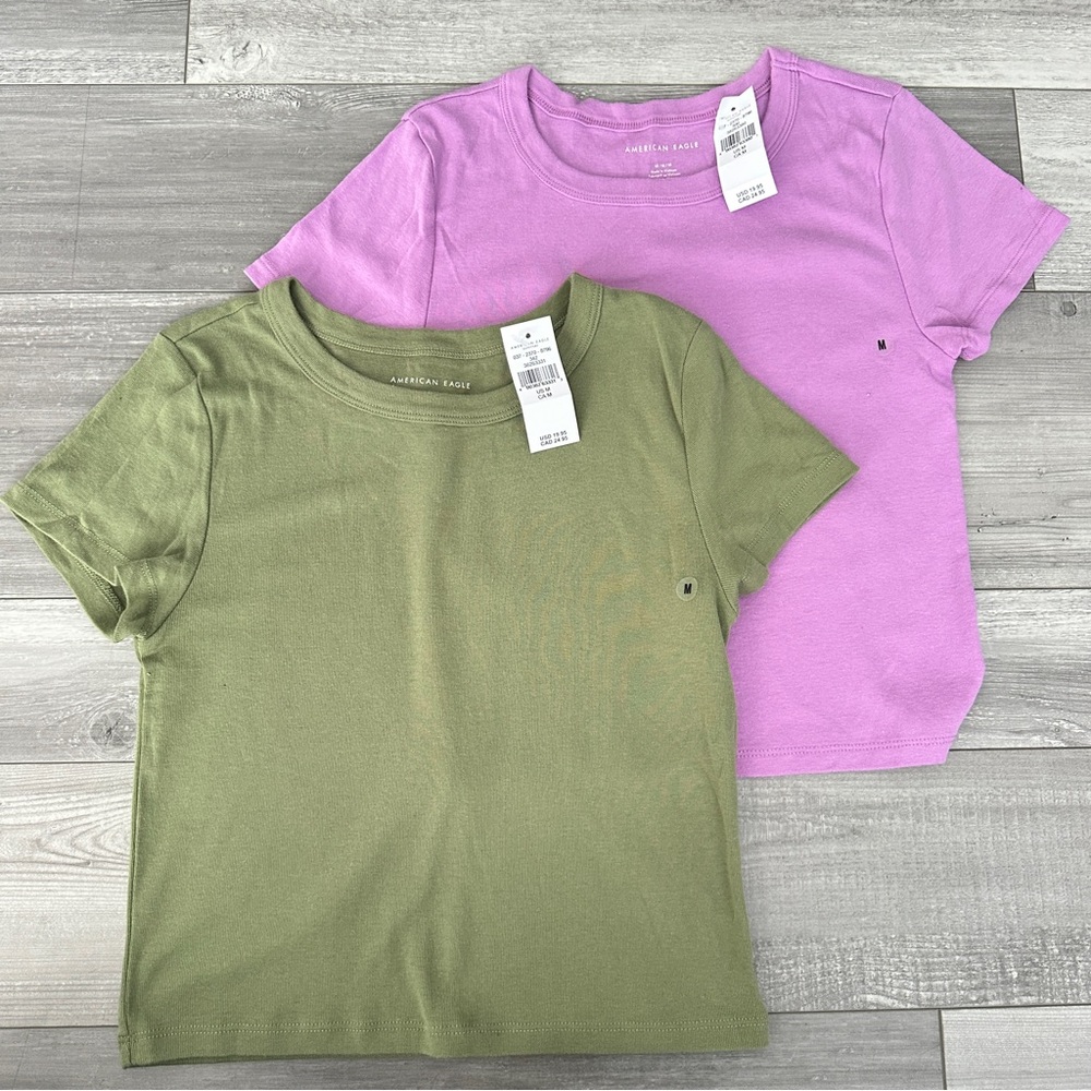 American Eagle T Shirt Cropped Green and Purple